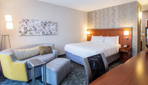 Double Room with Two Double Beds - Mobility and Hearing Accessible with Roll-In Shower