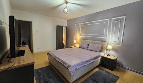 Two-Bedroom Deluxe Apartment