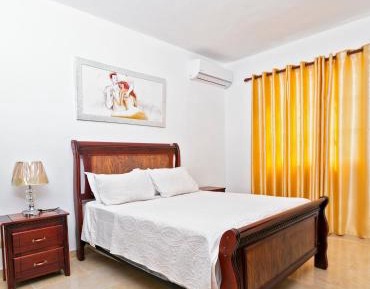 Two-Bedroom Deluxe Apartment with Garden View