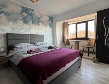 One-Bedroom Apartment with View