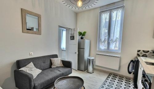 Apartment with Shower