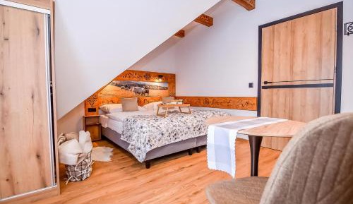 Studio with Mountain View