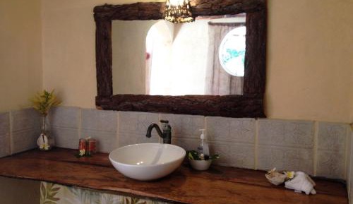 Bungalow - Water Front 