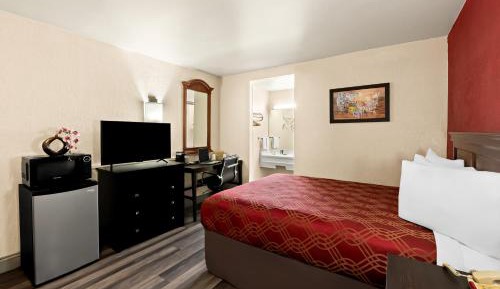 Queen Room