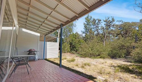 One-Bedroom Holiday Home