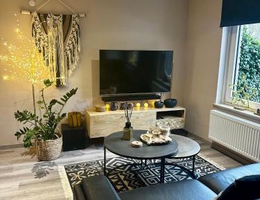 Queen Room with Spa Bath