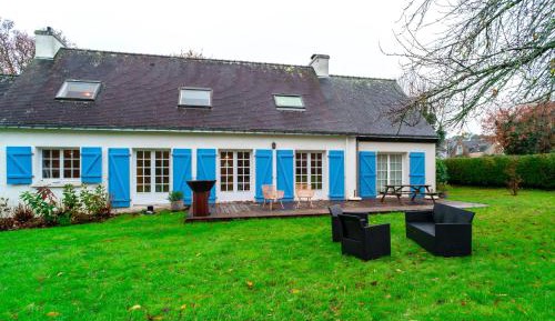 Six-Bedroom House
