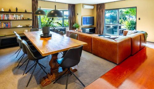 Five-Bedroom Apartment