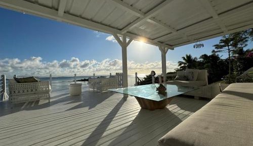 Villa - Beach Front