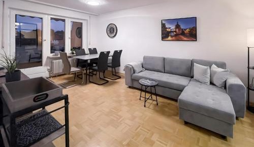 Superior One-Bedroom Apartment with Balcony