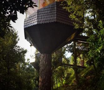 Family Room with Mountain View