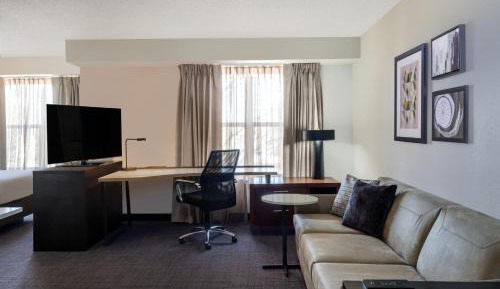 Queen Studio with Sofa Bed