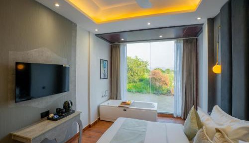 Studio with Sofa Bed