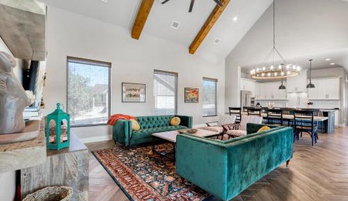 Four-Bedroom Holiday Home