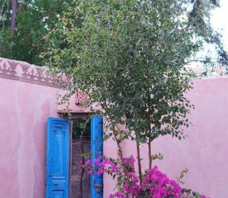 Double or Twin Room with Mountain View