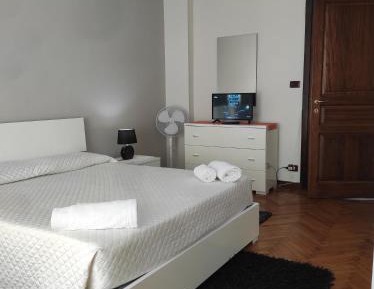 Two-Bedroom Apartment with Balcony