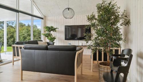 Five-Bedroom Holiday Home