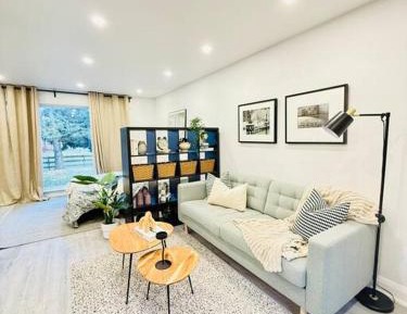 One-Bedroom House
