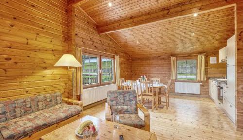 Three-Bedroom Holiday Home 