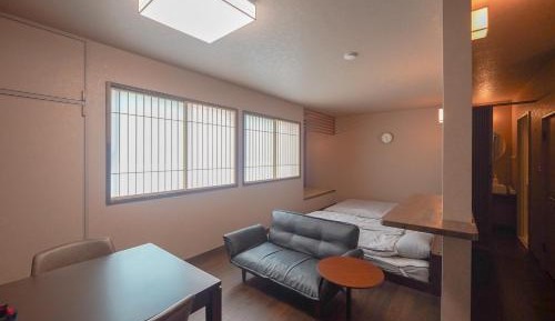 One-Bedroom Apartment - Non-Smoking