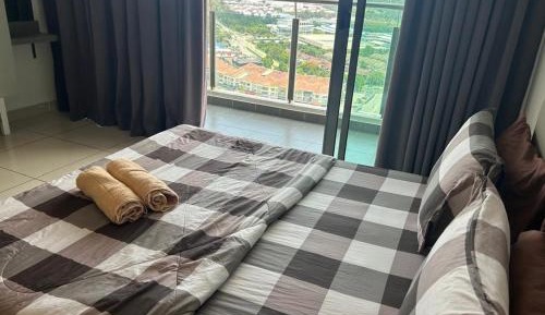 Studio Apartment with Balcony