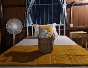 Bed in 4-Bed Mixed Dormitory Room