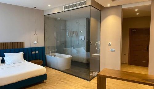 Deluxe Junior Suite