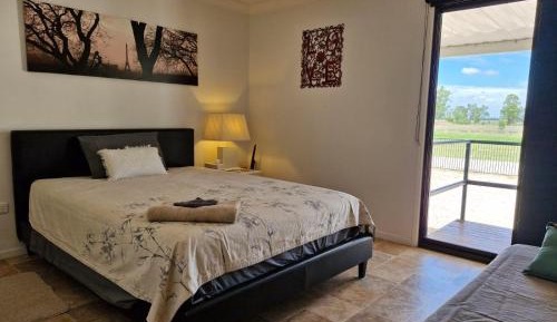 Queen Room with Shared Bathroom