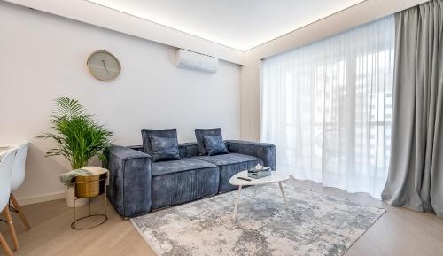 One-Bedroom Apartment - Non-Smoking