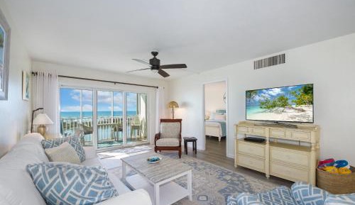 Two-Bedroom Apartment with Ocean View
