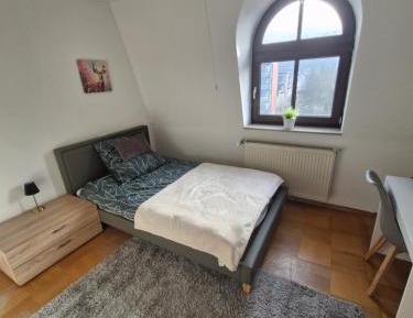 Single Room with Shared Bathroom