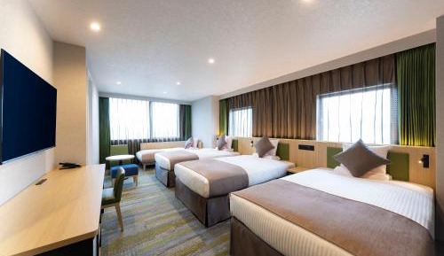 Renewal Standard Quadruple Room - Non-Smoking