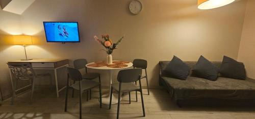 Studio Apartment with Balcony