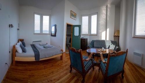 King Room with Mountain View