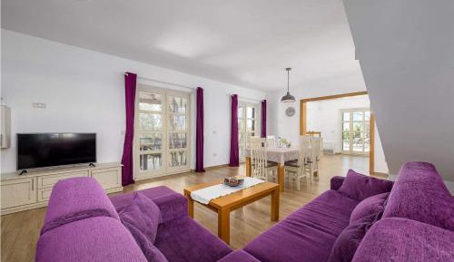 Three-Bedroom Holiday Home 