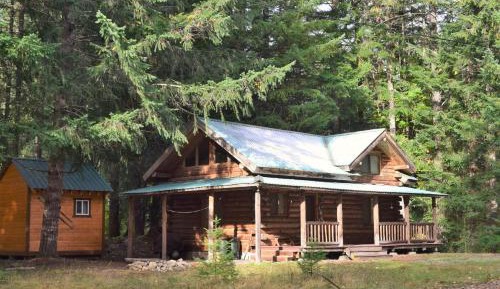One-Bedroom Holiday Home