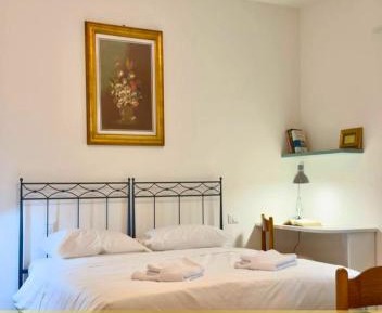 Three-Bedroom Deluxe Apartment