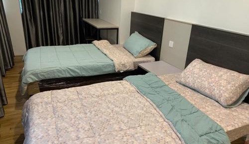 Deluxe Family Room