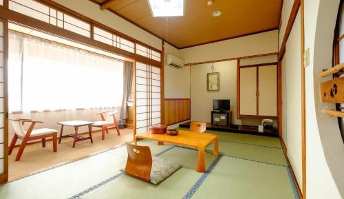 Japanese-Style Room