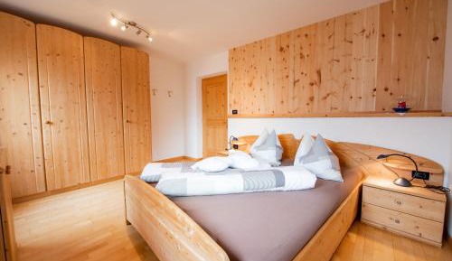 Two-Bedroom Apartment with Balcony and Terrace