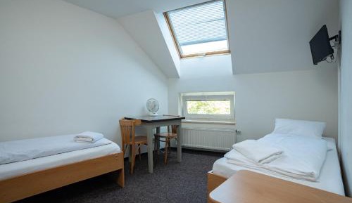 Quadruple Room with Private Bathroom