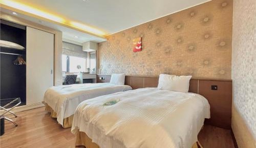 Superior Twin Room