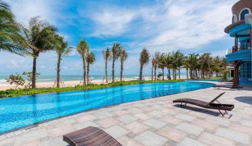 Three-Bedroom Holiday Home 