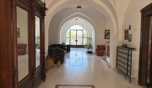 One-Bedroom Apartment (2 Adults)