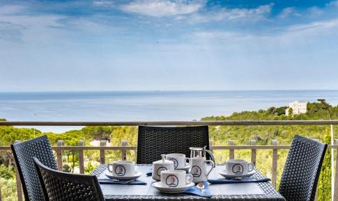 Apartment with Sea View