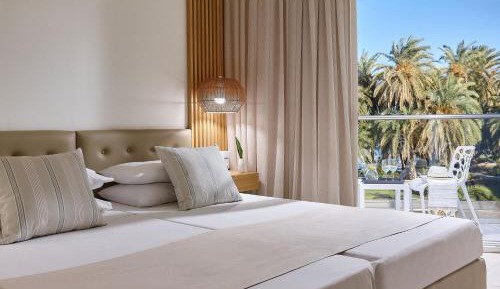 Classic Twin Room with Balcony and Inland View