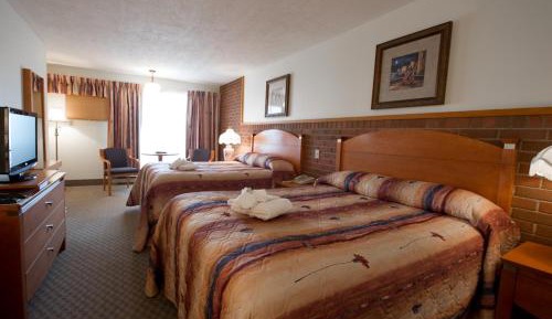 Superior Room with Two Double Beds