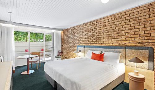 Large Double or Twin Room