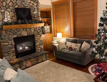 Three-Bedroom Holiday Home 