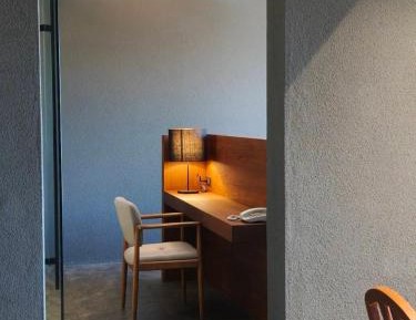 Suite with Mountain View